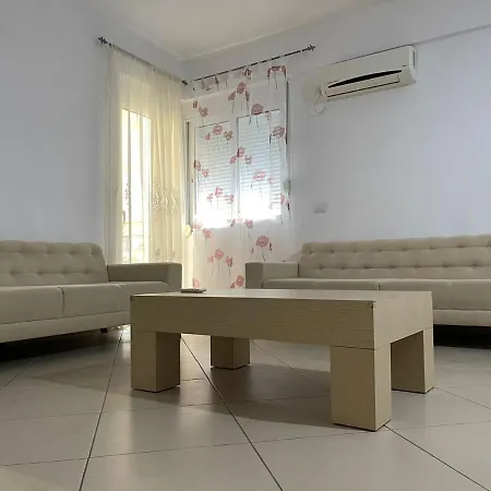 아파트 Arthur's Apartament