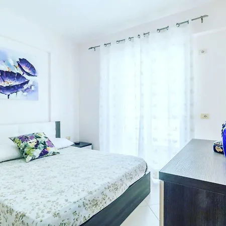 Arthur's Apartament 아파트 Sarandë